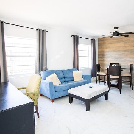 Shared Home - Close To The Beach Riviera Beach Exterior foto